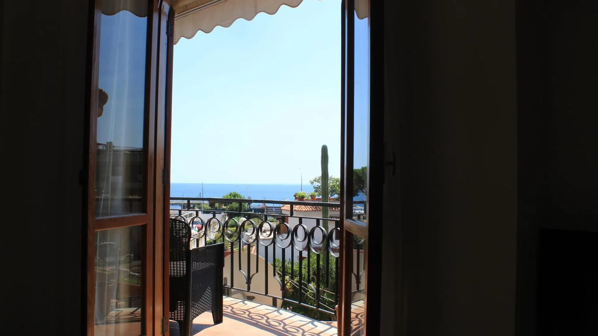 Blue Charm Maison Aci Castello Appartement